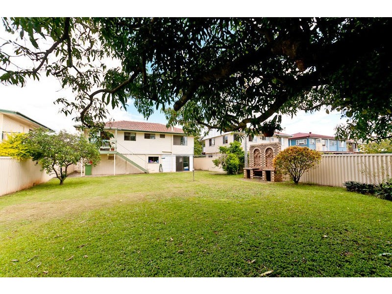 8 Plateau Parade, Bray Park QLD 4500