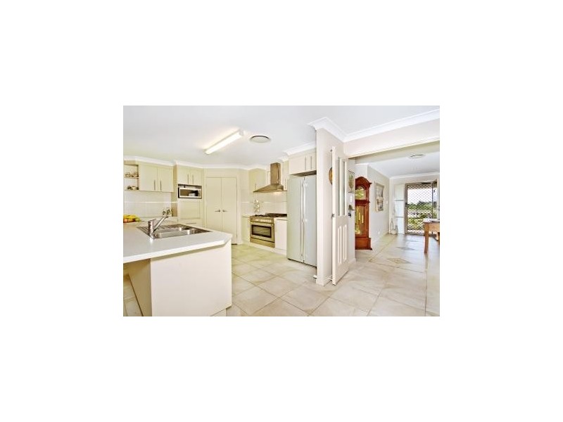 4 Ontario Drive, Warner QLD 4500