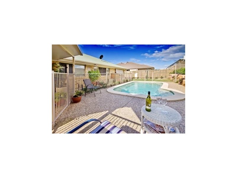 4 Ontario Drive, Warner QLD 4500