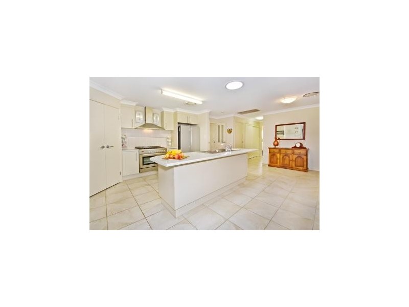 4 Ontario Drive, Warner QLD 4500