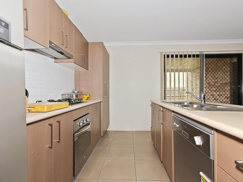 93 Kurrajong Drive, Warner QLD 4500