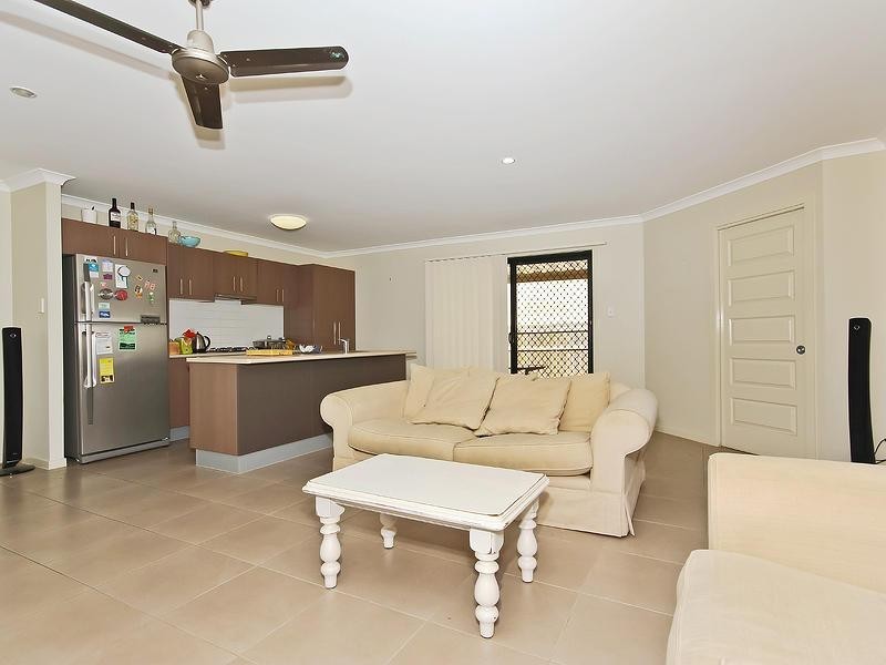 93 Kurrajong Drive, Warner QLD 4500