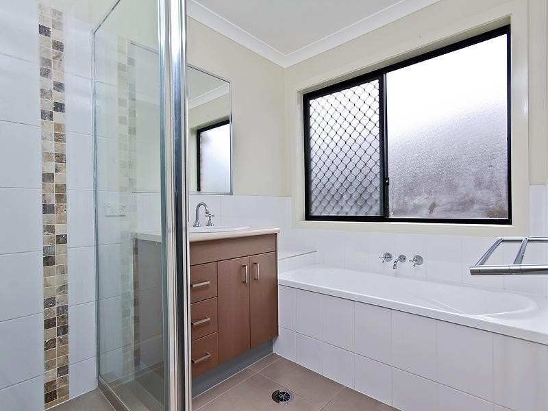 93 Kurrajong Drive, Warner QLD 4500