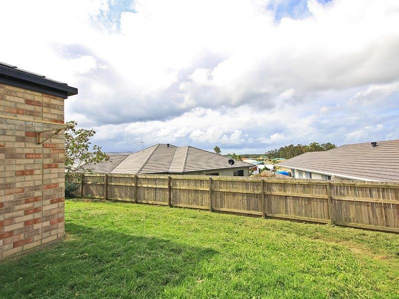 93 Kurrajong Drive, Warner QLD 4500