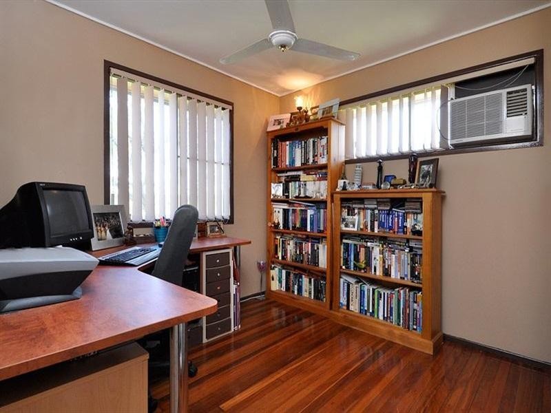 2 Conifer Crescent, Bray Park QLD 4500
