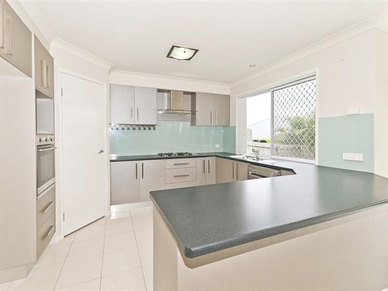 16 Brownell Street, Warner QLD 4500