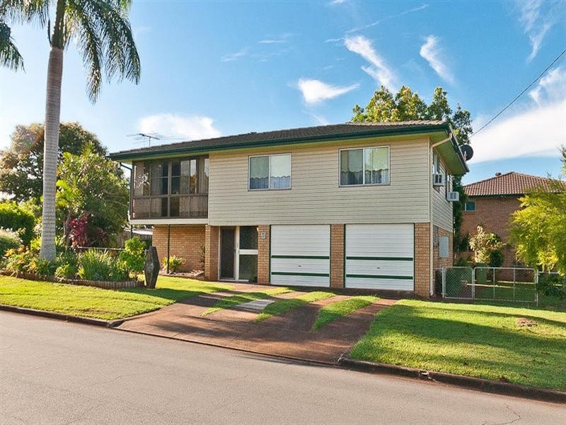 2 Greenaway Street, Lawnton QLD 4501