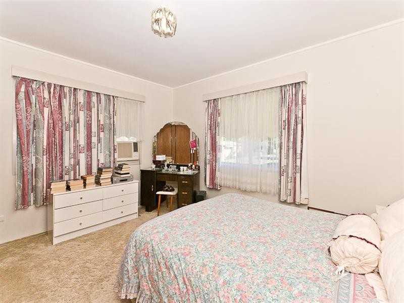 2 Greenaway Street, Lawnton QLD 4501