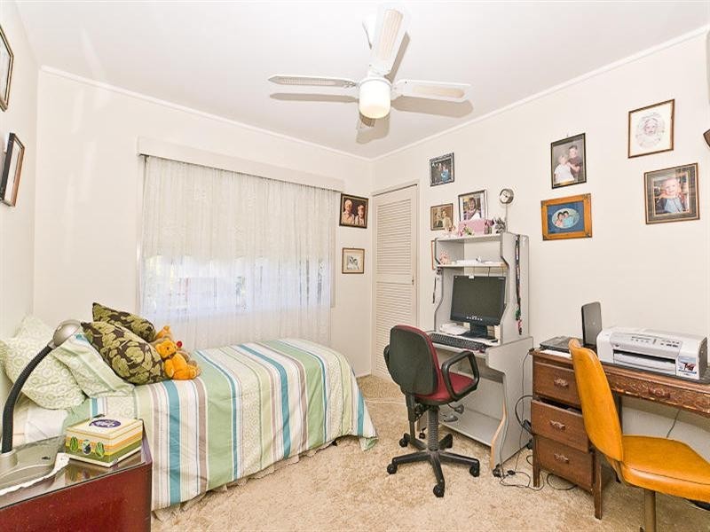 2 Greenaway Street, Lawnton QLD 4501