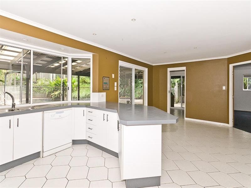 12 Kestrel Court, Warner QLD 4500