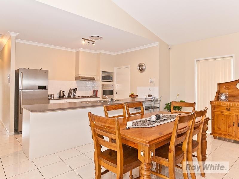 19 Whitecedar Circuit, North Lakes QLD 4509