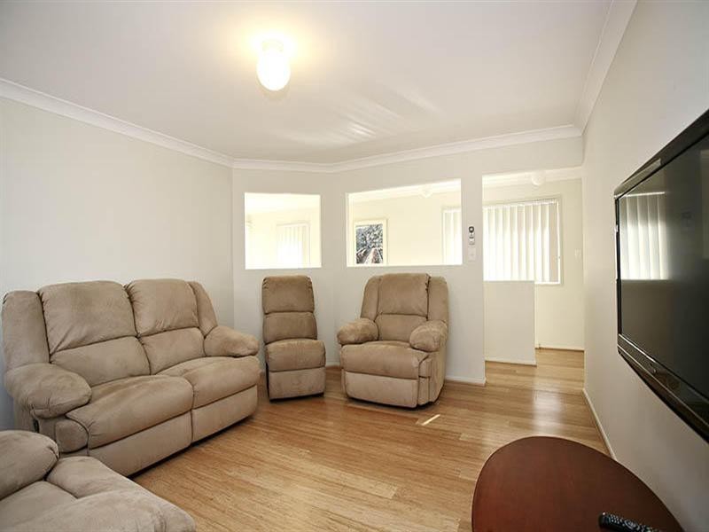 11 Lukla Court, Warner QLD 4500