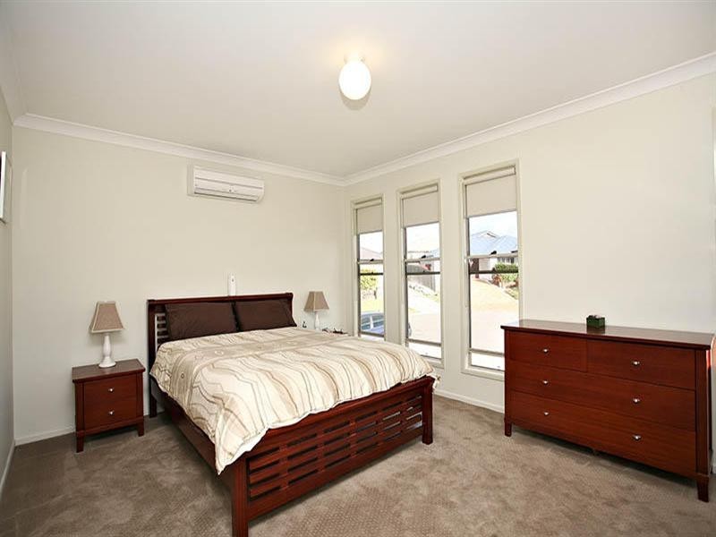 11 Lukla Court, Warner QLD 4500