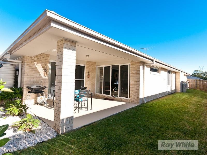 6 Castlewellan Circuit, Warner QLD 4500