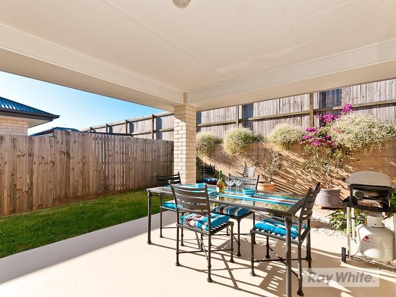 6 Castlewellan Circuit, Warner QLD 4500