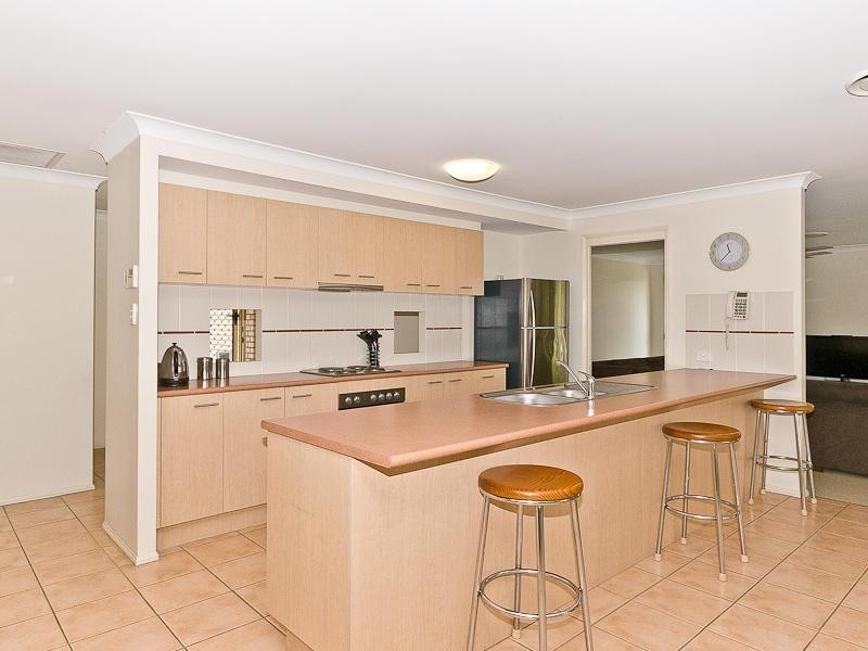 33 Oakwood Road, Warner QLD 4500