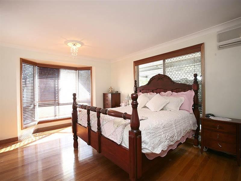 4 Papaya Court, Kallangur QLD 4503