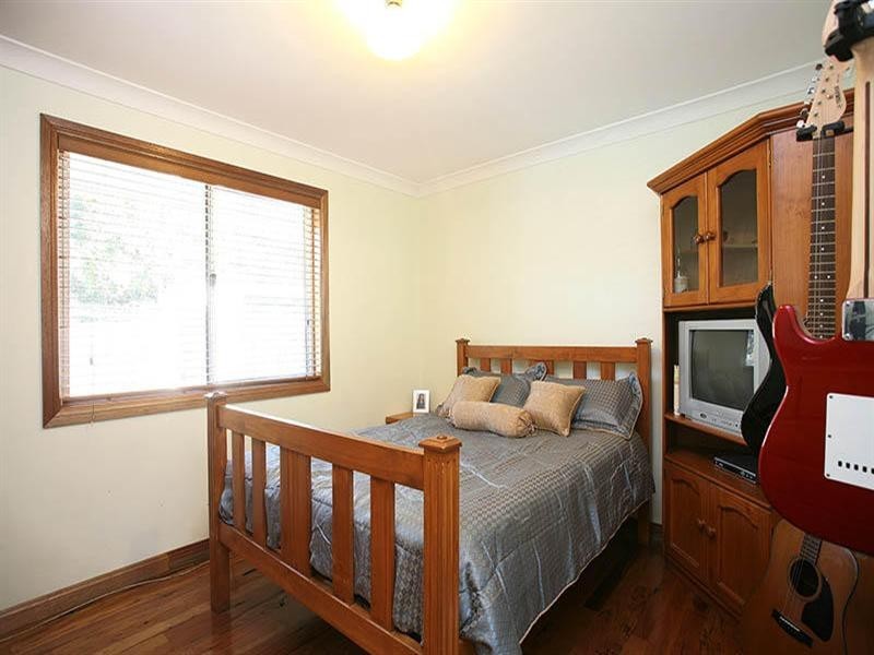 4 Papaya Court, Kallangur QLD 4503