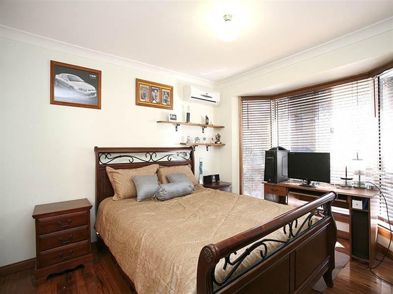 4 Papaya Court, Kallangur QLD 4503
