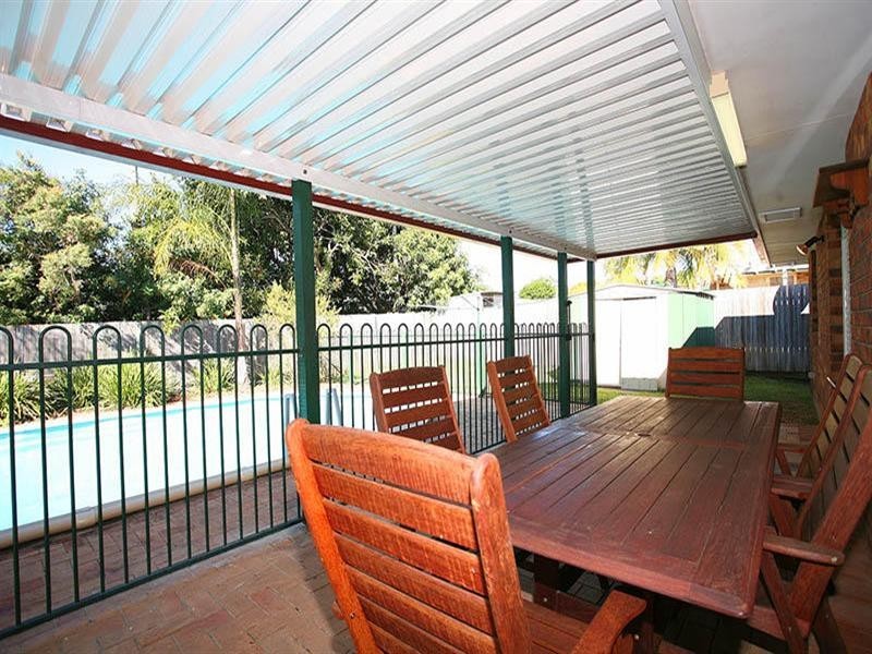 4 Papaya Court, Kallangur QLD 4503