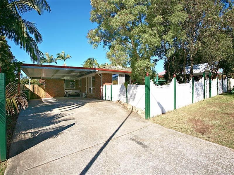 4 Papaya Court, Kallangur QLD 4503