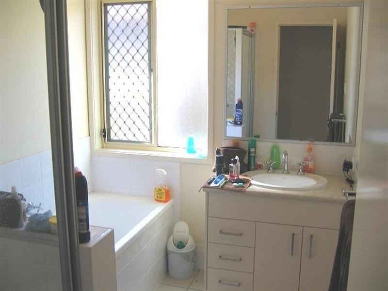 20 Bolte Crescent, Kallangur QLD 4503