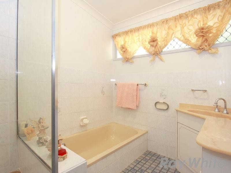 32 Gawain Road, Bracken Ridge QLD 4017