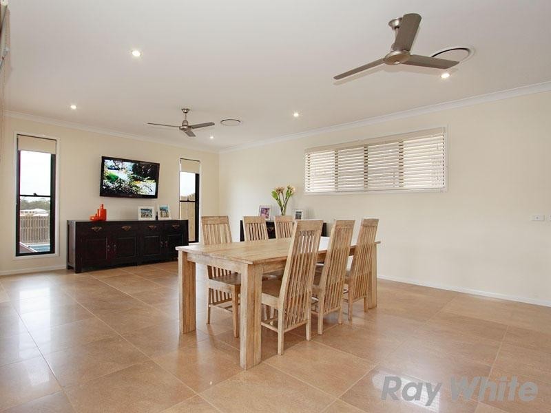 8 Harrison Street, Cashmere QLD 4500