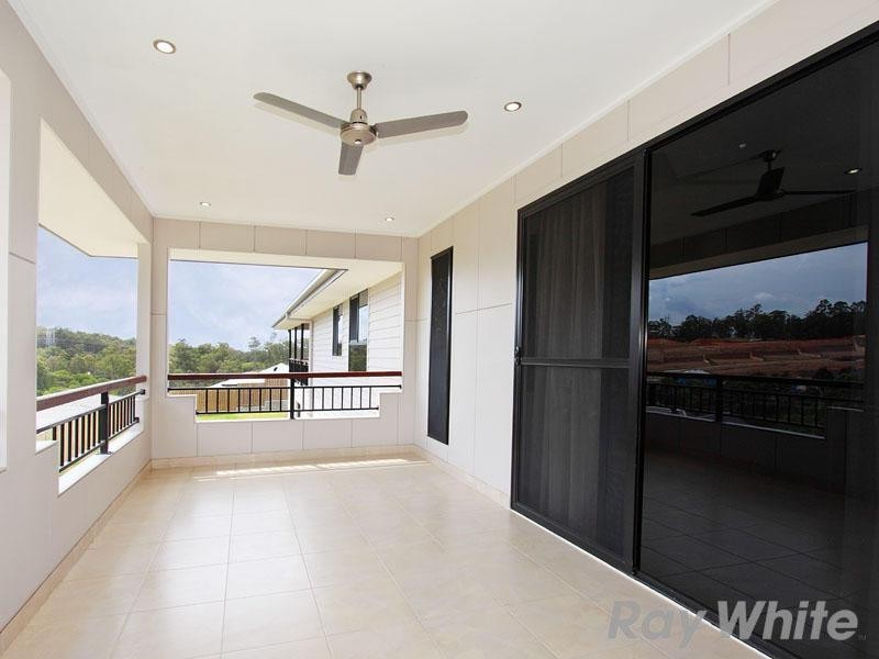 8 Harrison Street, Cashmere QLD 4500