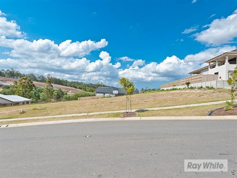 10 Harrison Street, Cashmere QLD 4500