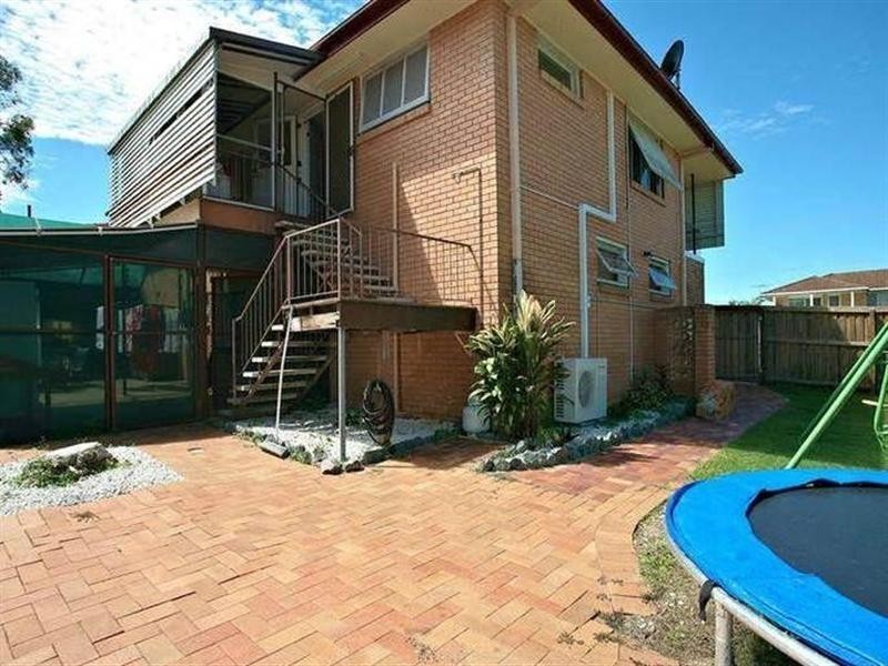 6 Deborah Street, Clontarf QLD 4019