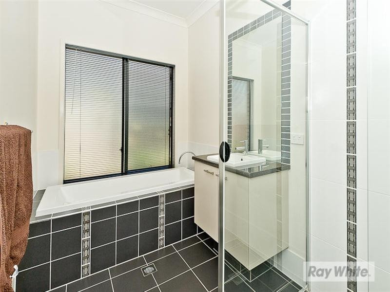 70 Possum Parade, North Lakes QLD 4509