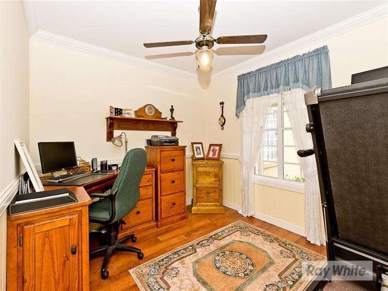 45 Maurice Avenue, Morayfield QLD 4506