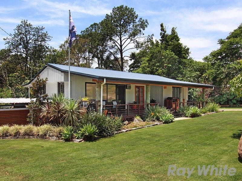 49 Neville Road, Bridgeman Downs QLD 4035