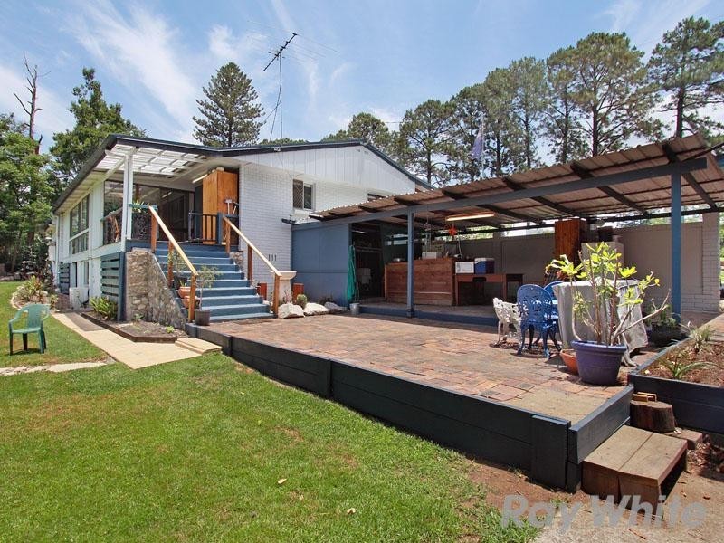 49 Neville Road, Bridgeman Downs QLD 4035