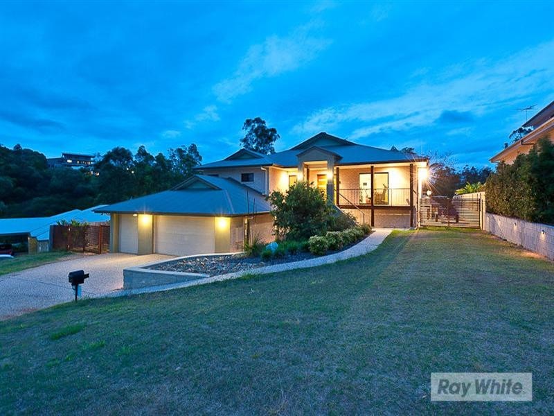 129 Corvus Drive, Cashmere QLD 4500