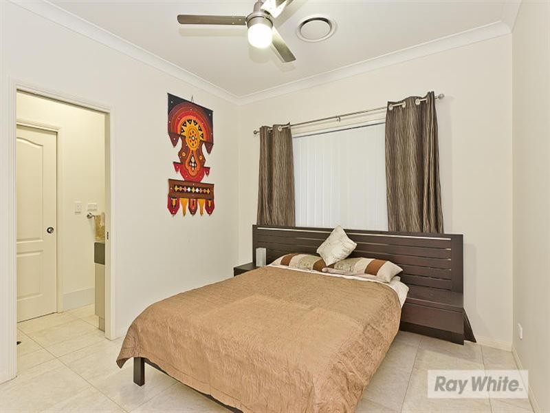 129 Corvus Drive, Cashmere QLD 4500