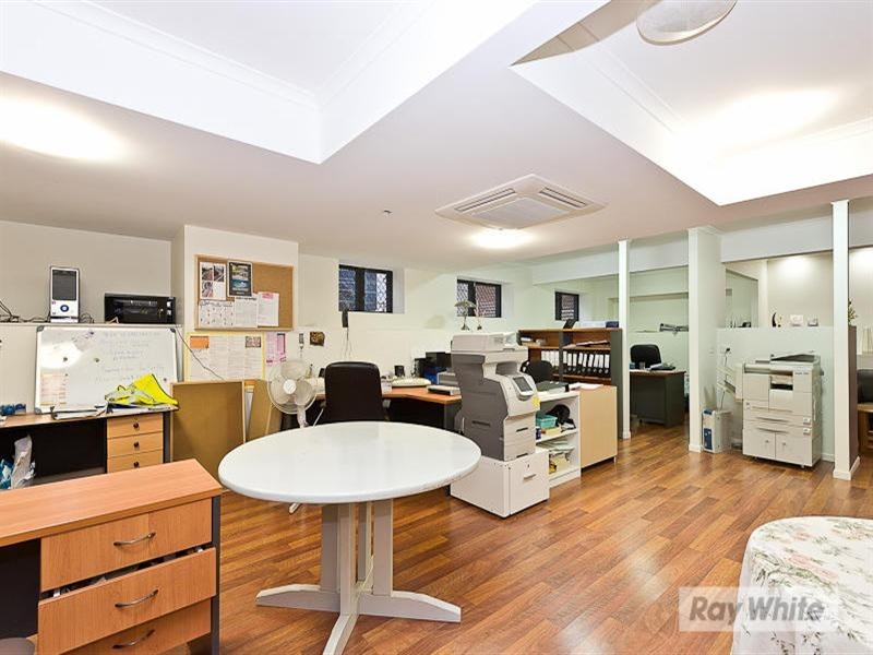 129 Corvus Drive, Cashmere QLD 4500