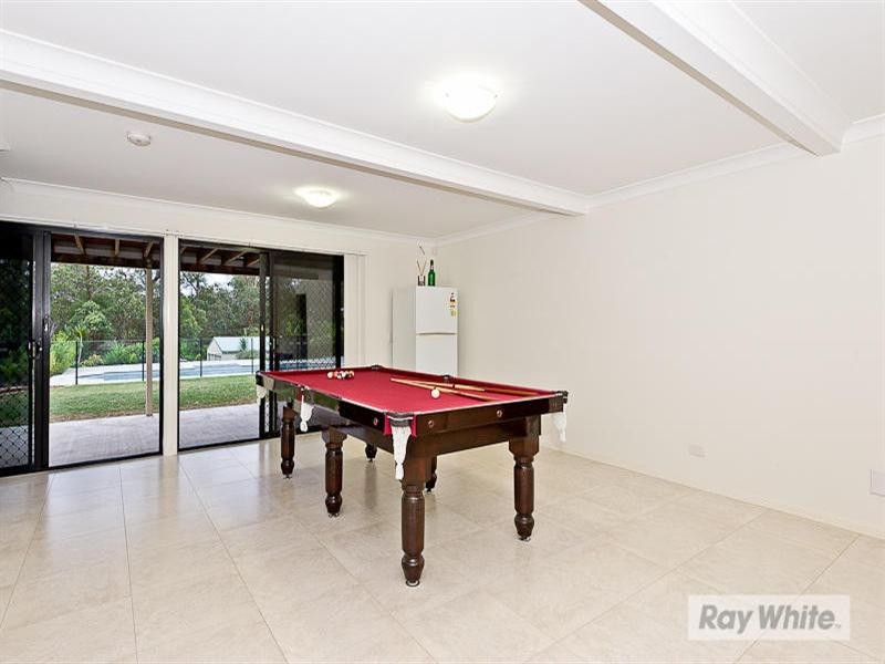 129 Corvus Drive, Cashmere QLD 4500
