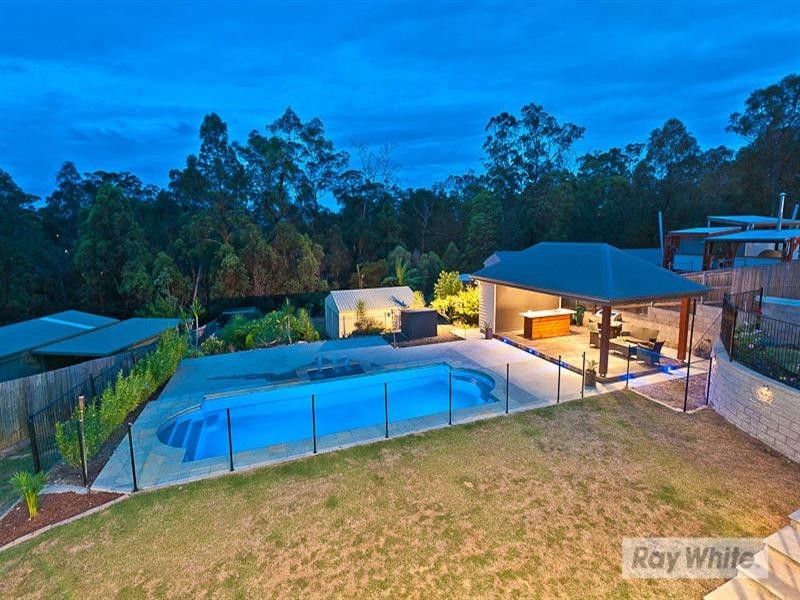 129 Corvus Drive, Cashmere QLD 4500