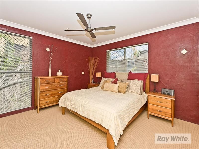 24 Talisman Court, Eatons Hill QLD 4037