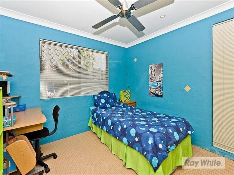 24 Talisman Court, Eatons Hill QLD 4037