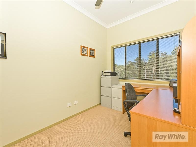 24 Talisman Court, Eatons Hill QLD 4037