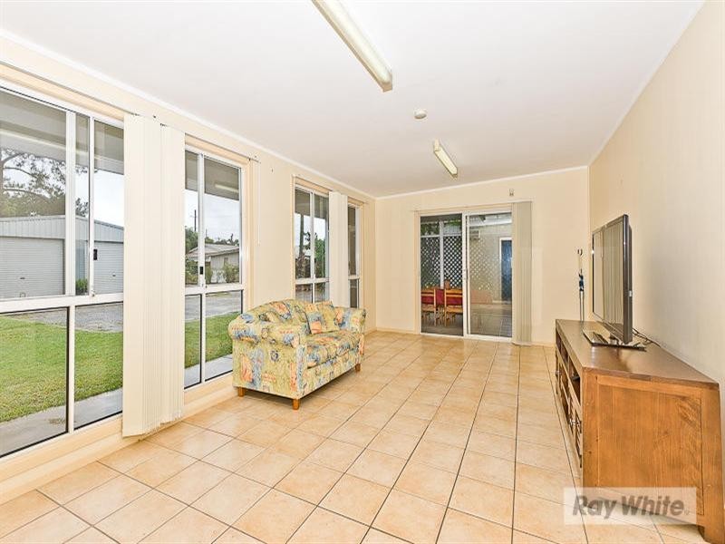 8 Cotterell Road, Kallangur QLD 4503