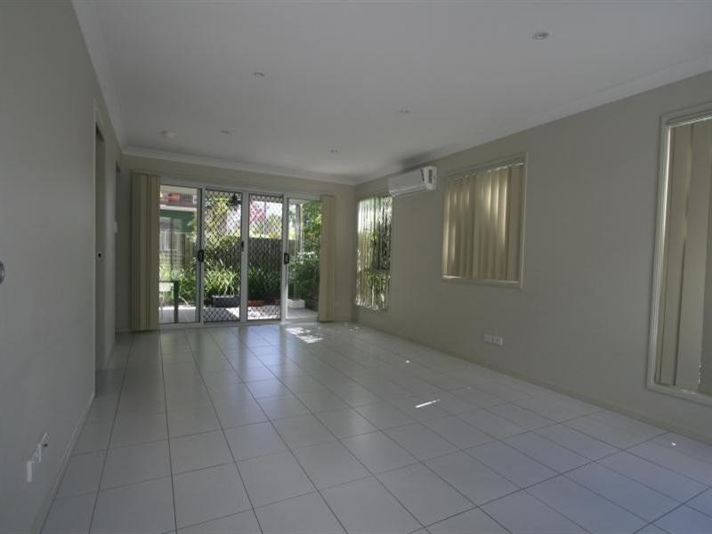 1/10 Church, Zillmere QLD 4034