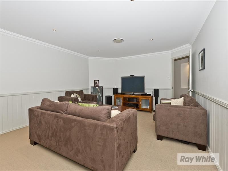 11 Grandis Court, Cashmere QLD 4500