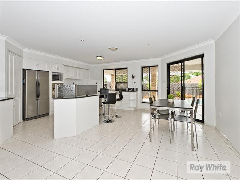 11 Grandis Court, Cashmere QLD 4500