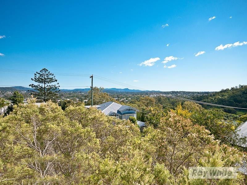 39 Plymouth Street, Alderley QLD 4051