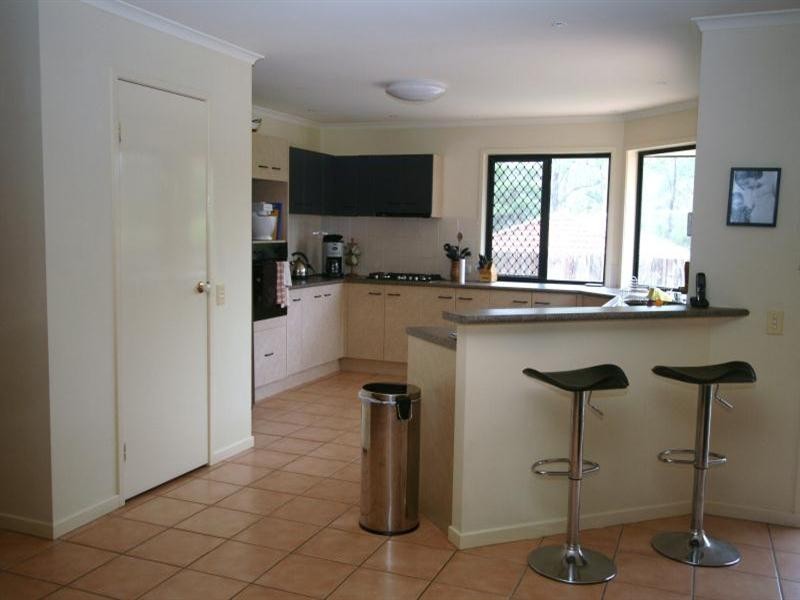 6 Sellers, Mcdowall QLD 4053