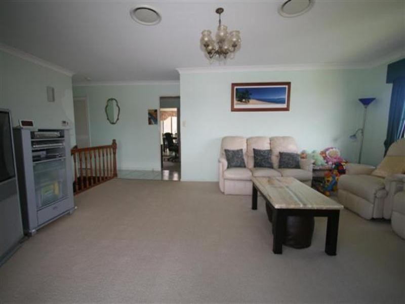 17 Sauterne Street, Carseldine QLD 4034